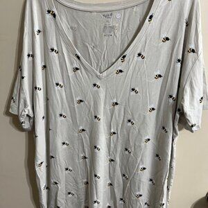 Kyte Baby Women's Relaxed Fit V-Neck in Bee Mine XL